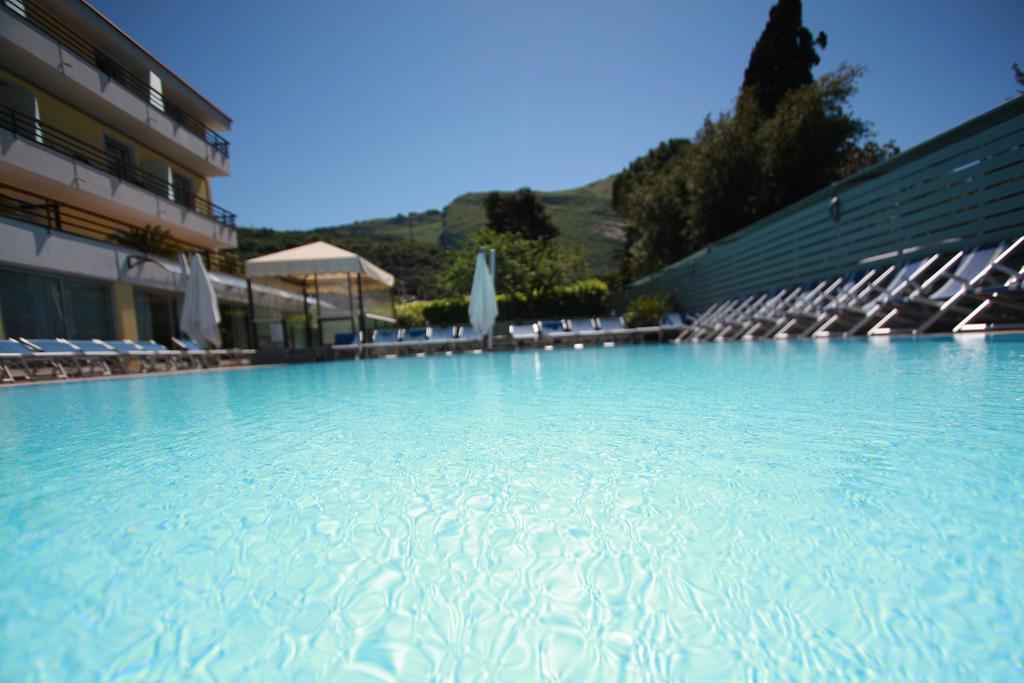 טורבולה Hotel Miorelli מראה חיצוני תמונה