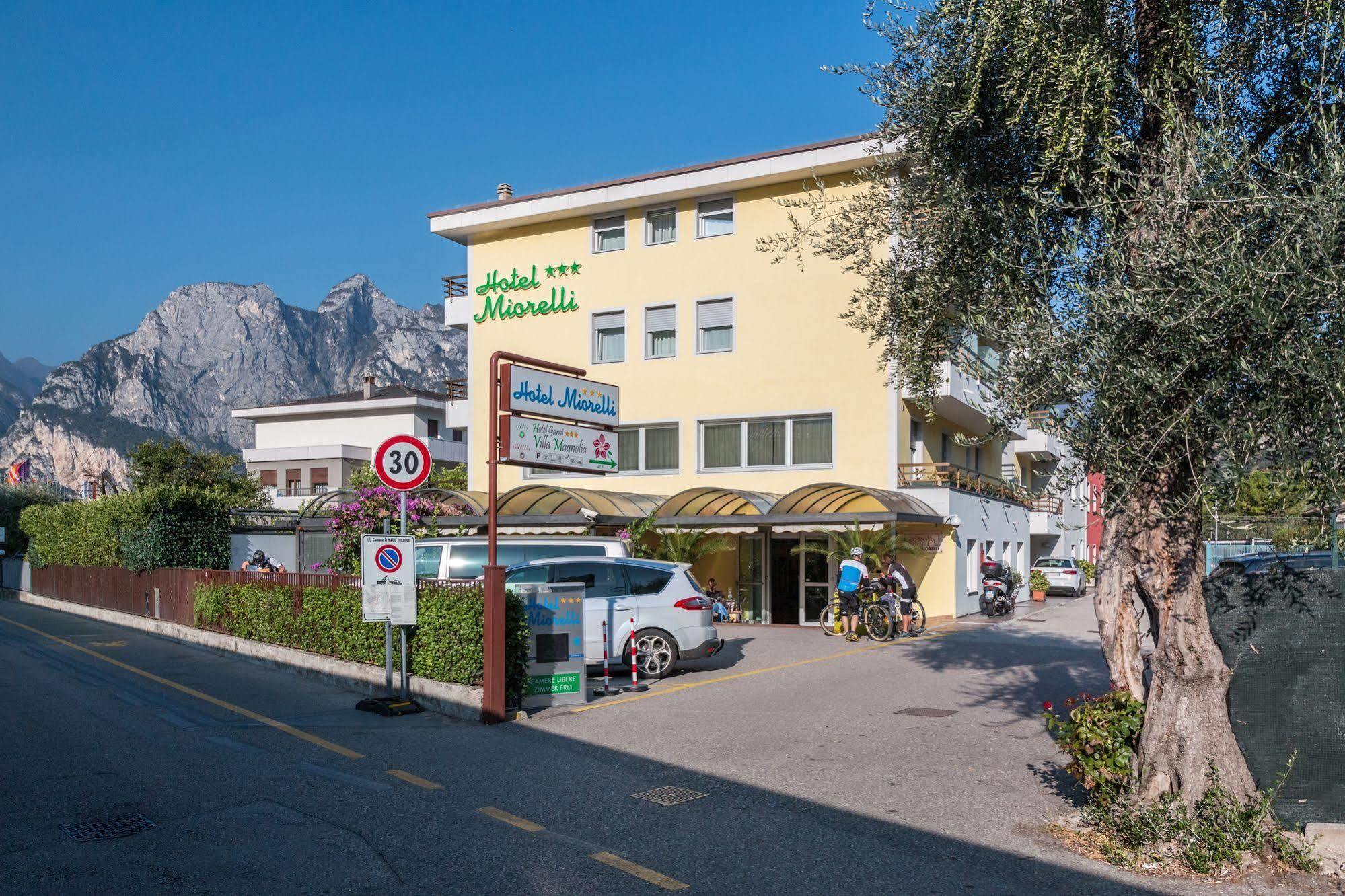 טורבולה Hotel Miorelli מראה חיצוני תמונה