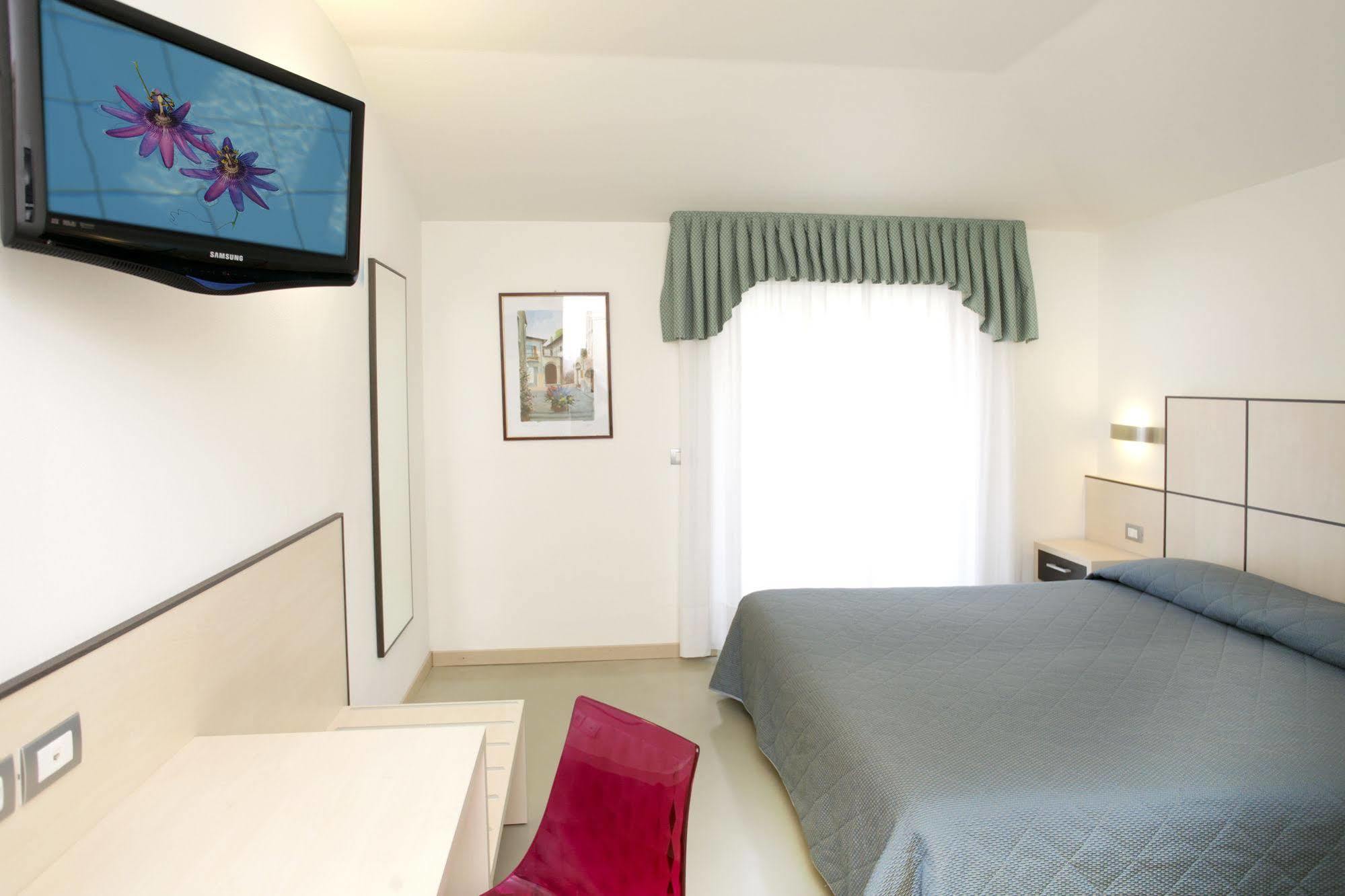 טורבולה Hotel Miorelli מראה חיצוני תמונה