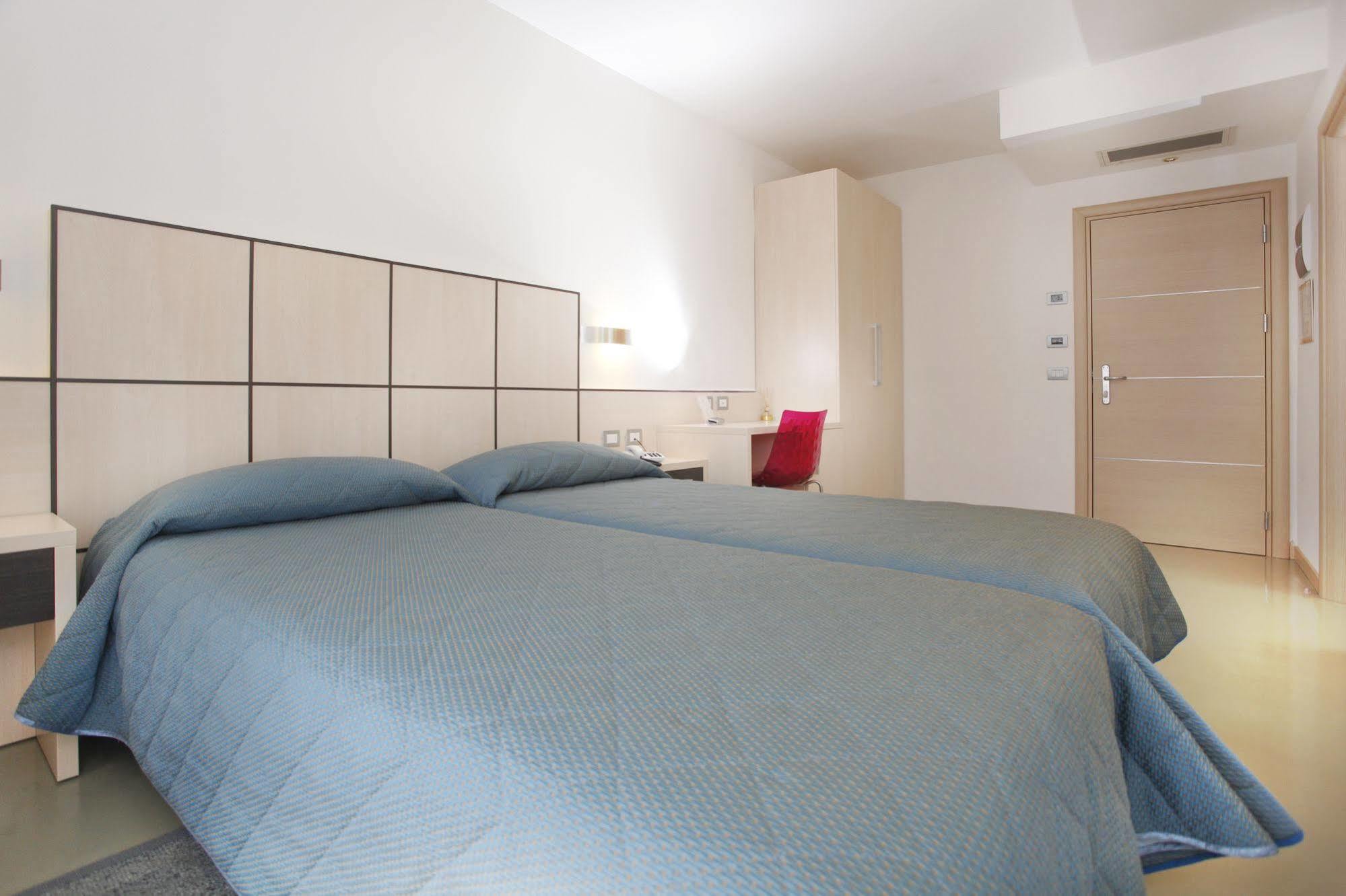 טורבולה Hotel Miorelli מראה חיצוני תמונה